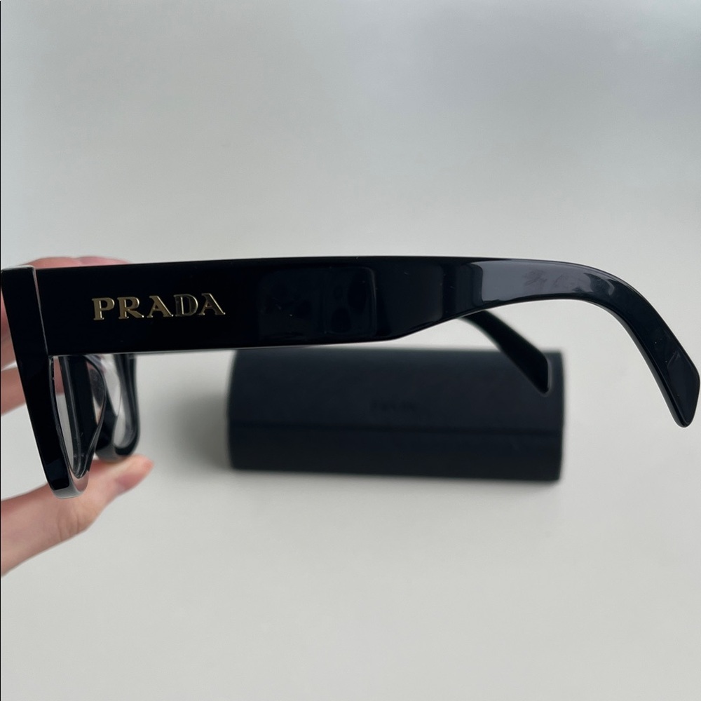 Prada glasses - Picture 3 of 5